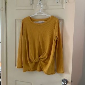 Yellow Long sleeve shirt